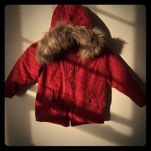 Maroon red jacket faux fur removable- zips snap