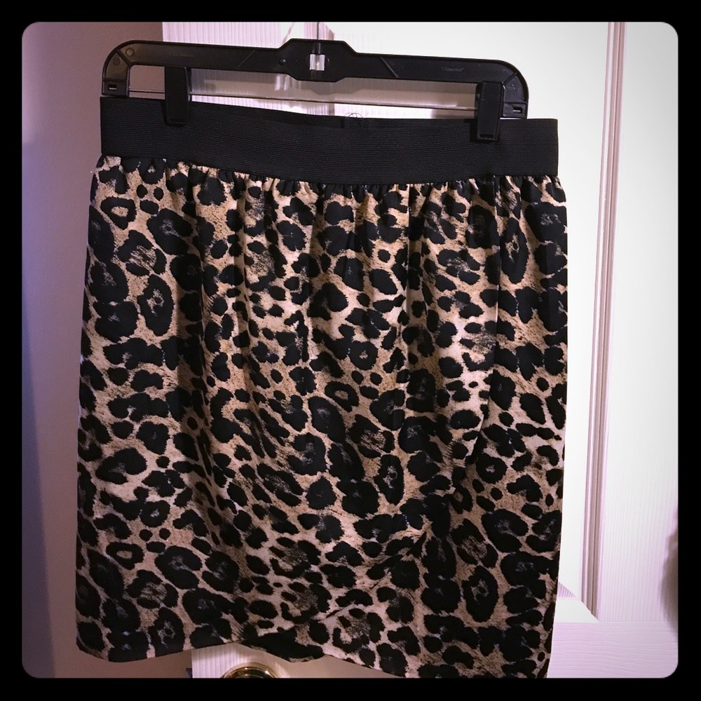 Vince Camino Leopard skirt