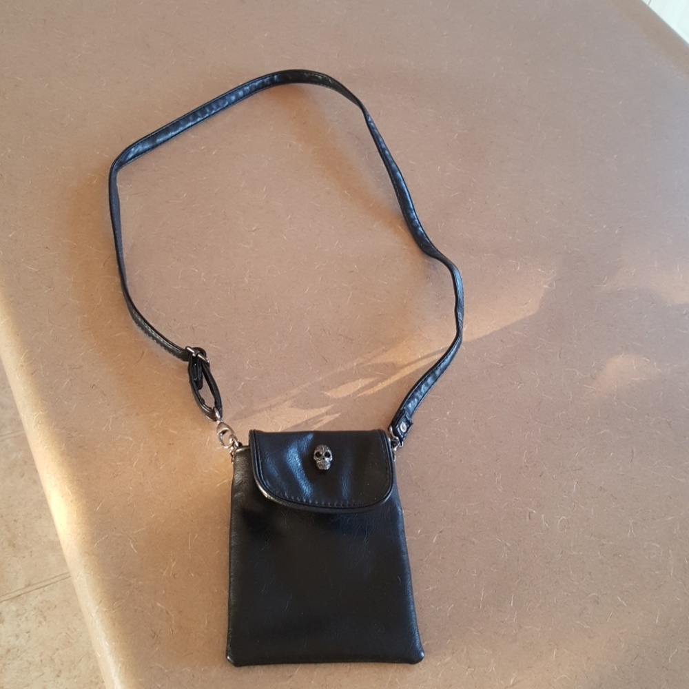 Black purse