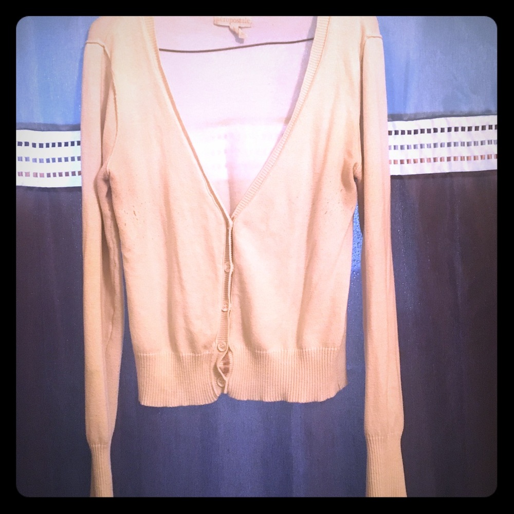 🔸Creme cardigan.🔸