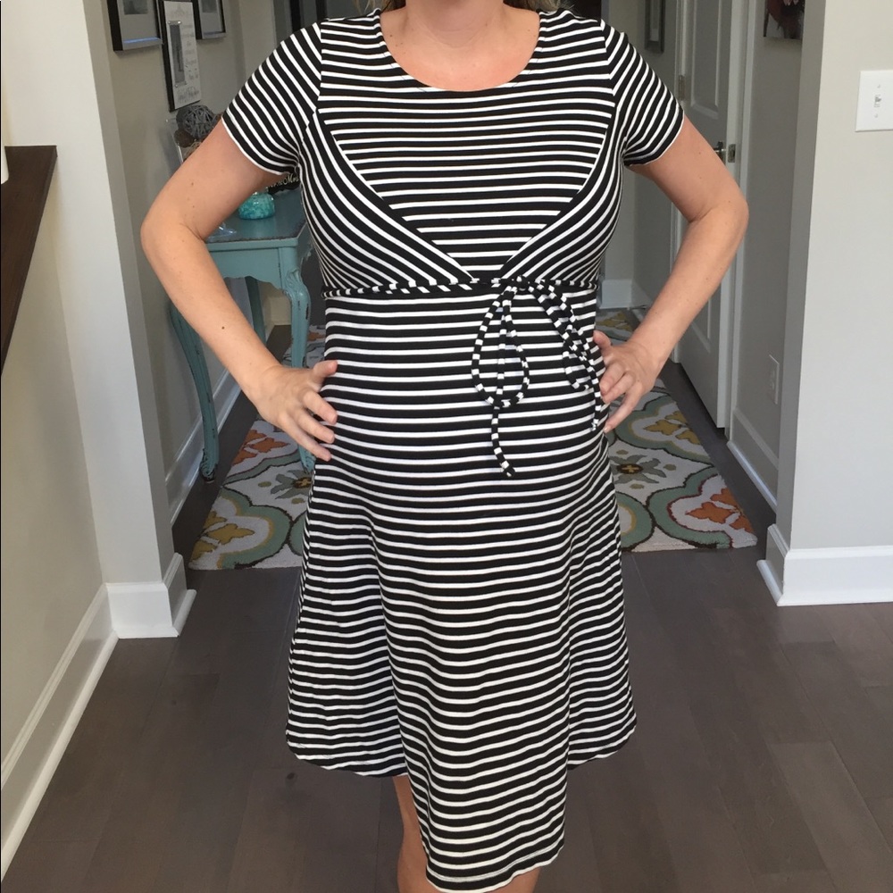 Jessica Simpson Maternity Dress