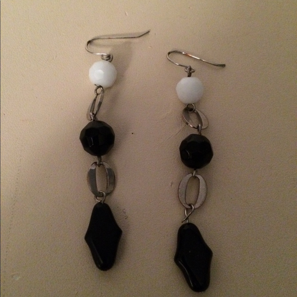 Cache earrings
