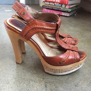 Vintage Frye Platform 70s shoes