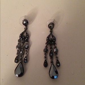 Cache earrings