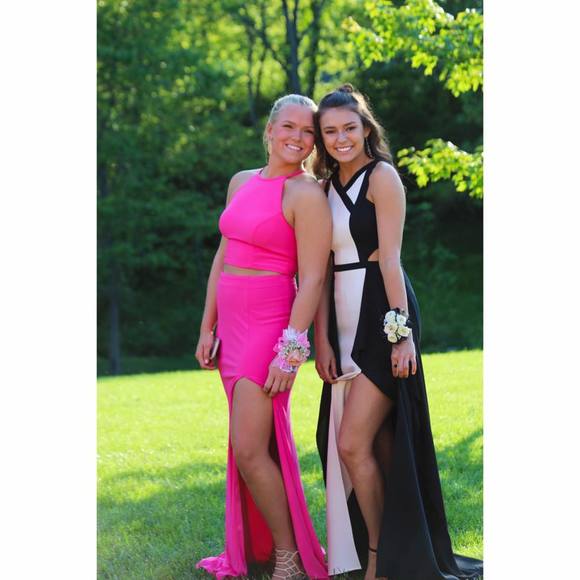 Meet your Posher, Audrey - Picture 1 of 1