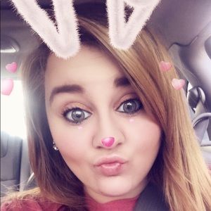 Meet your Posher, Nikki