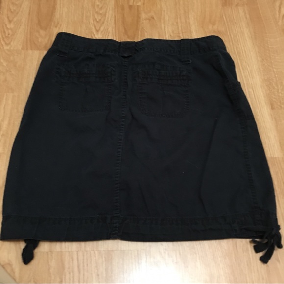 Old Navy black denim skirt size 4 - Picture 2 of 3