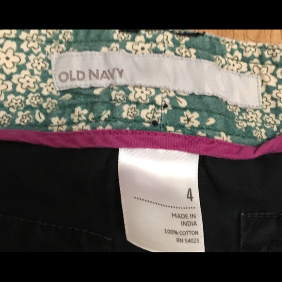 Old Navy black denim skirt size 4 - Picture 3 of 3