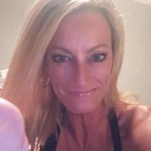 Meet your Posher, Valerie