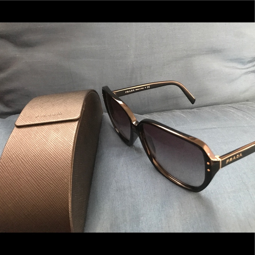 Prada Sunglasses - Picture 5 of 7