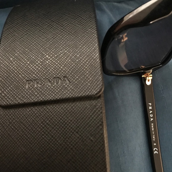Prada Sunglasses - Picture 2 of 7