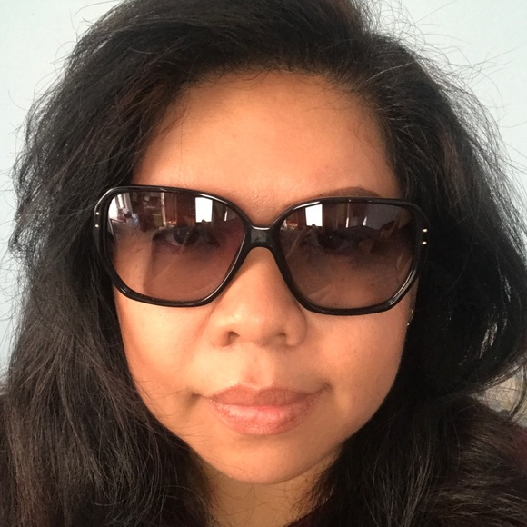 Prada Sunglasses - Picture 6 of 7