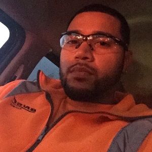 Meet your Posher, Luis
