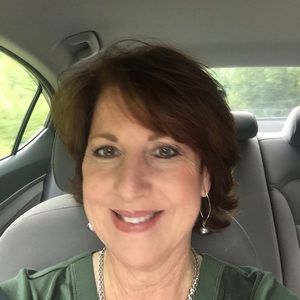 Meet your Posher, Debbie