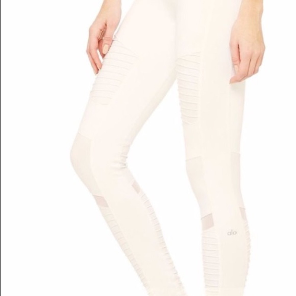 NWT alo yoga high waist moto legging pristine - Picture 5 of 6