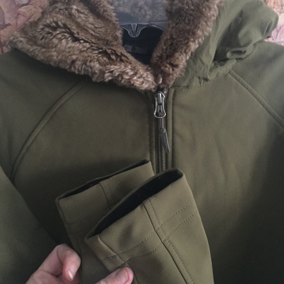 MARMOT BRAND OLIVE FUR HOOD WARM ZIP JACKET COAT M - Picture 8 of 16