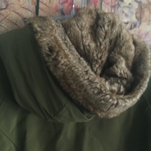 MARMOT BRAND OLIVE FUR HOOD WARM ZIP JACKET COAT M - Picture 10 of 16