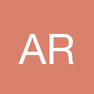 Meet your Posher, Aryn