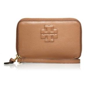 TORY BURCH Thea Zip-Around Smartphone Wristlet TORY BURCH Thea Zip-Around Smartphone Wristlet