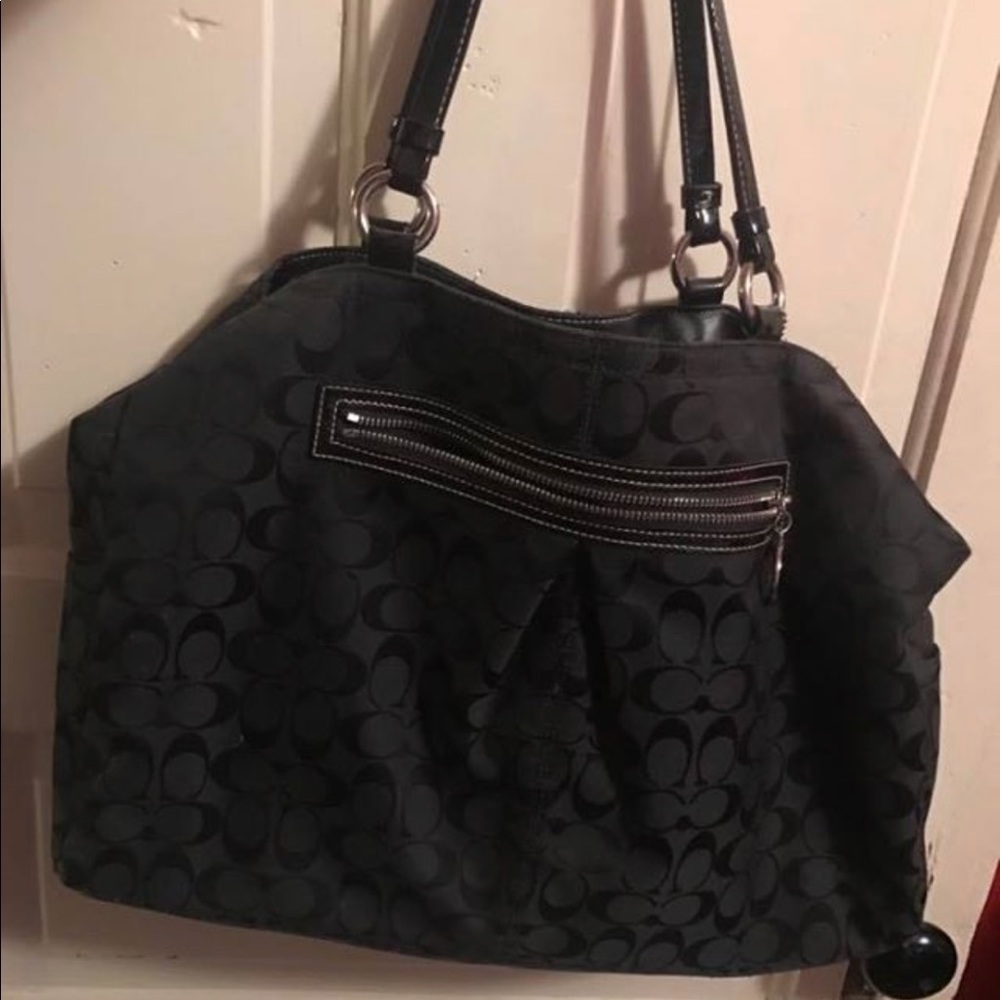 COACH bag. Black in black.