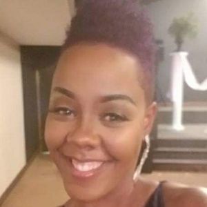 Meet your Posher, Nina