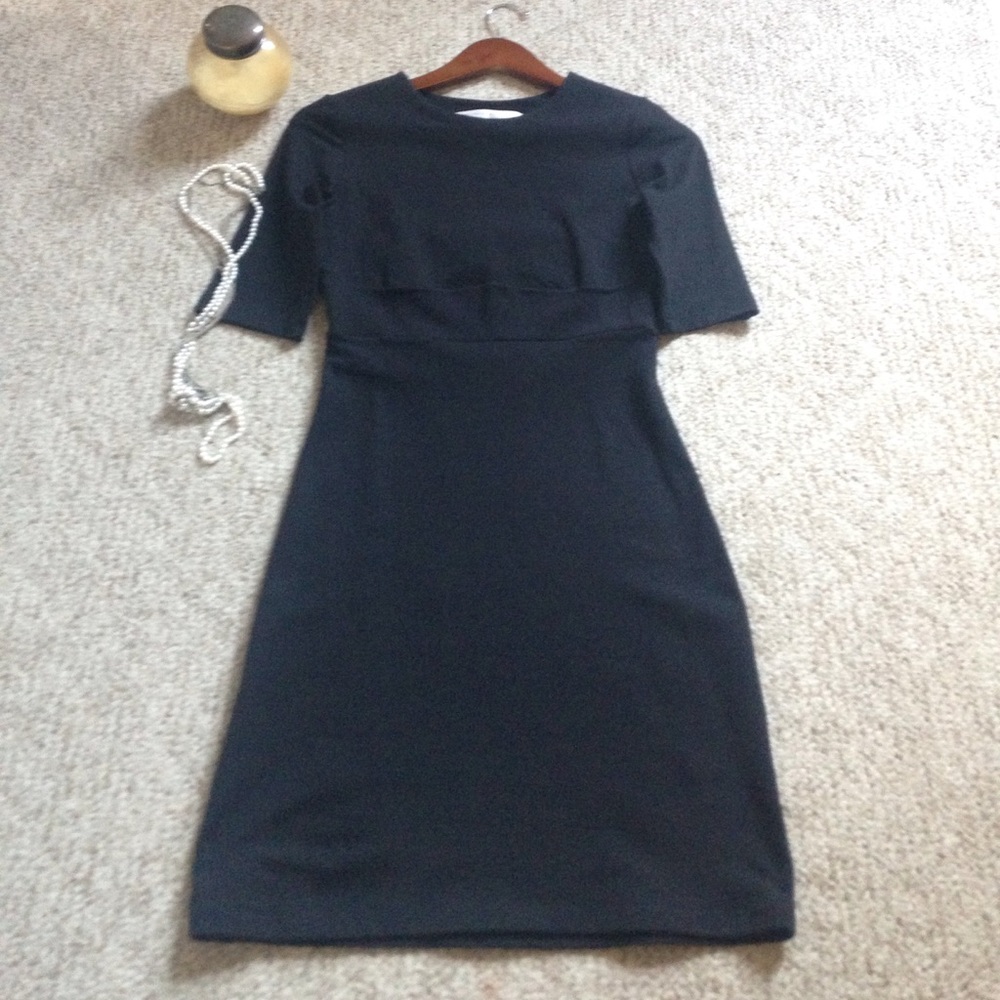 Susana Monaco Black Stretchy Knot Open Back Dress