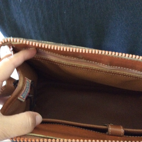 Dooney & Bourke Vintage Crossbody Bag - Picture 4 of 4