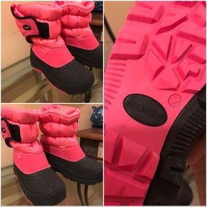 Girls snow boots