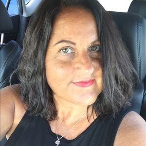 Meet your Posher, Kay