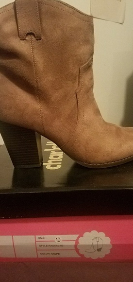 Charlotte Russe - Picture 1 of 3