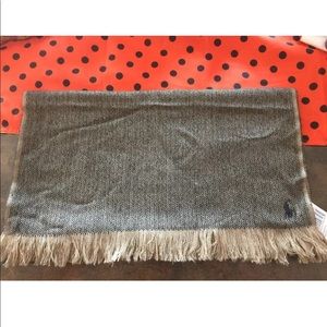 New! Polo Ralph Lauren virgin Wool scarf in black New! Polo Ralph Lauren virgin Wool scarf in black