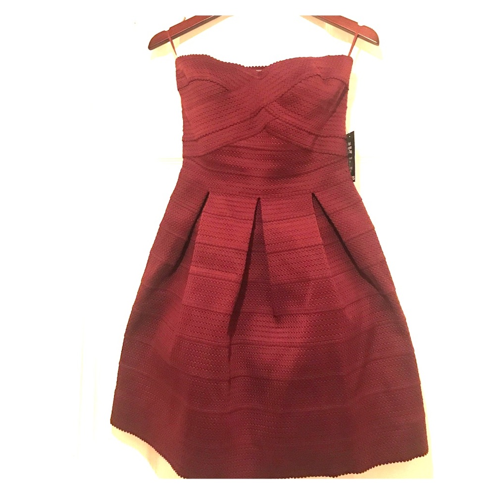 NWT Strapless Dress