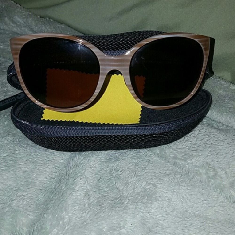 Costa Women's Goby Polarized Sunglasses