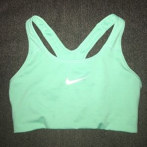 Nike sports bra💚