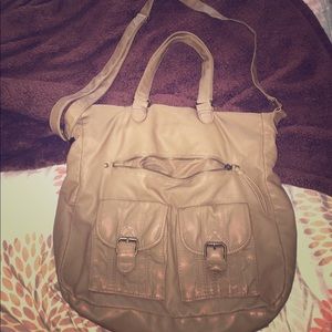 Medium sized brown shoulder bag, barely used.