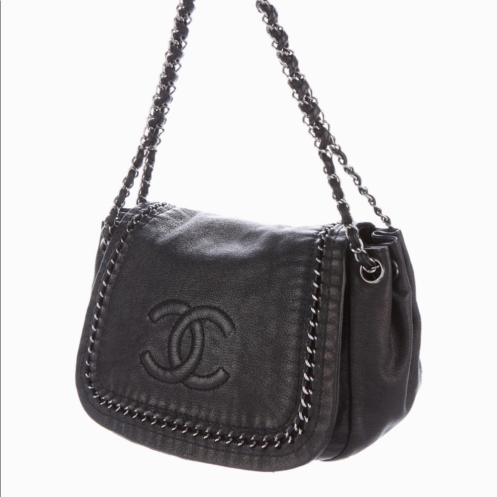 ♦️sold♦️Chanel LUXE LIGNE ACCORDION FLAP BA