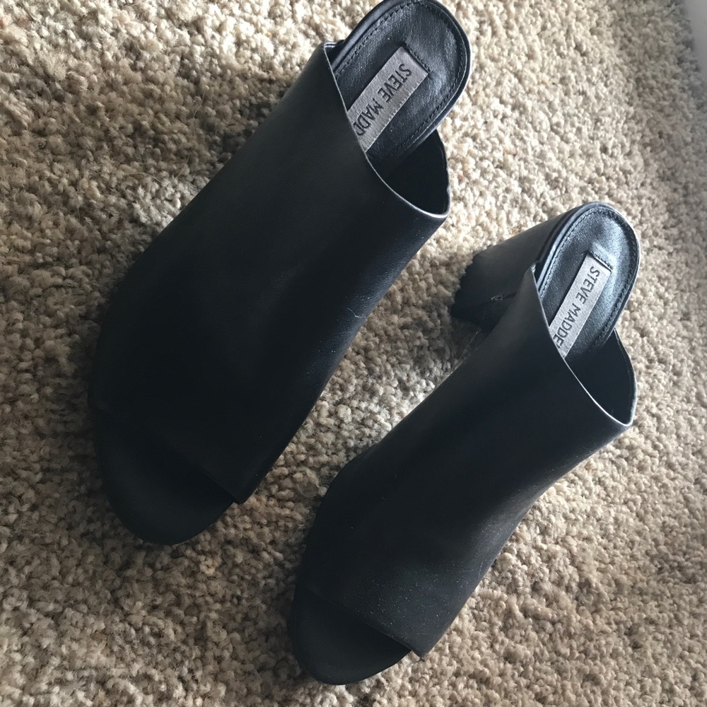 Steve madden black mule
