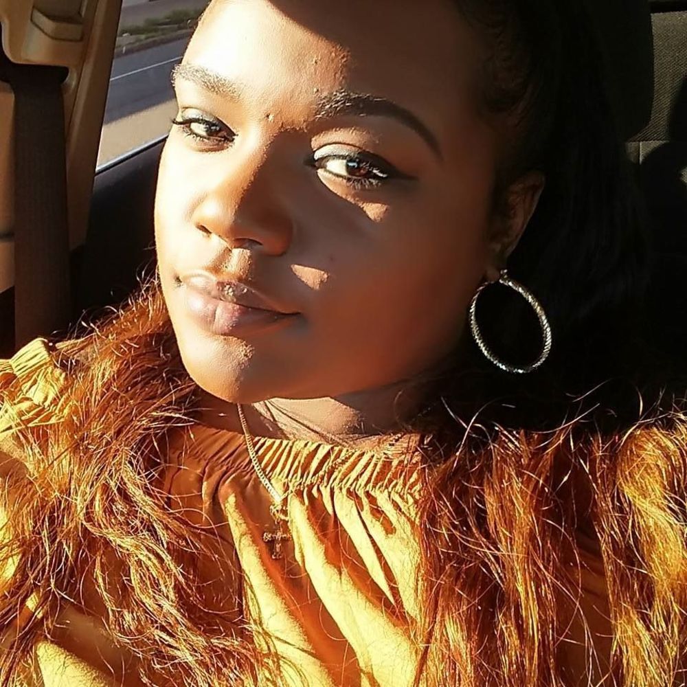 Meet your Posher, Katroya