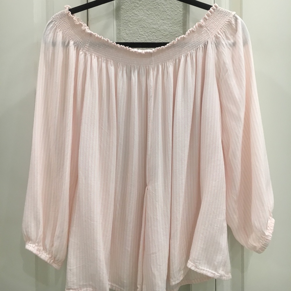 Off the shoulder pink and white top!