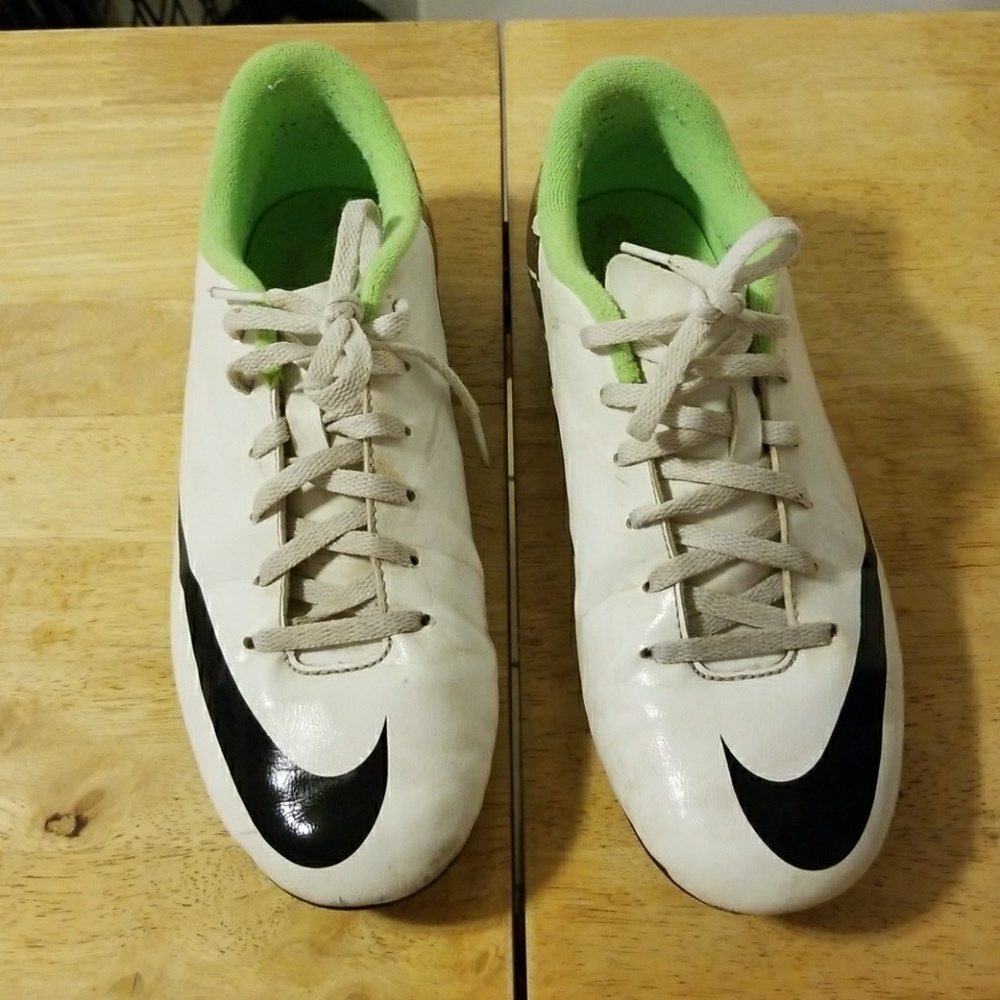 Soccer shoes boys