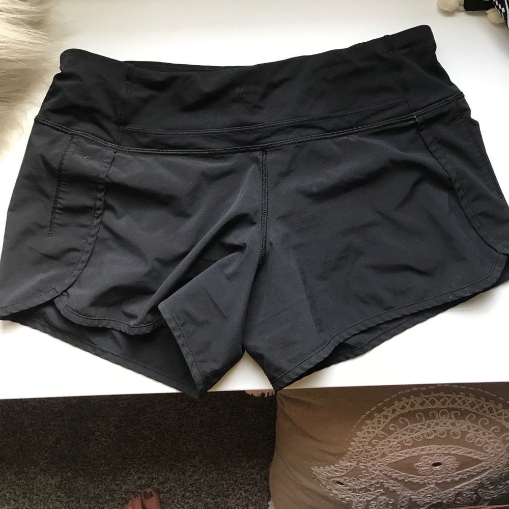 Lulu lemon shorts!
