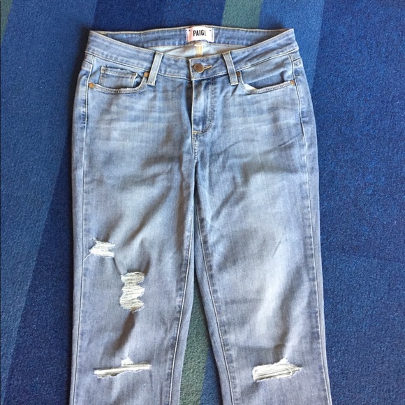 destructed ankle jeans