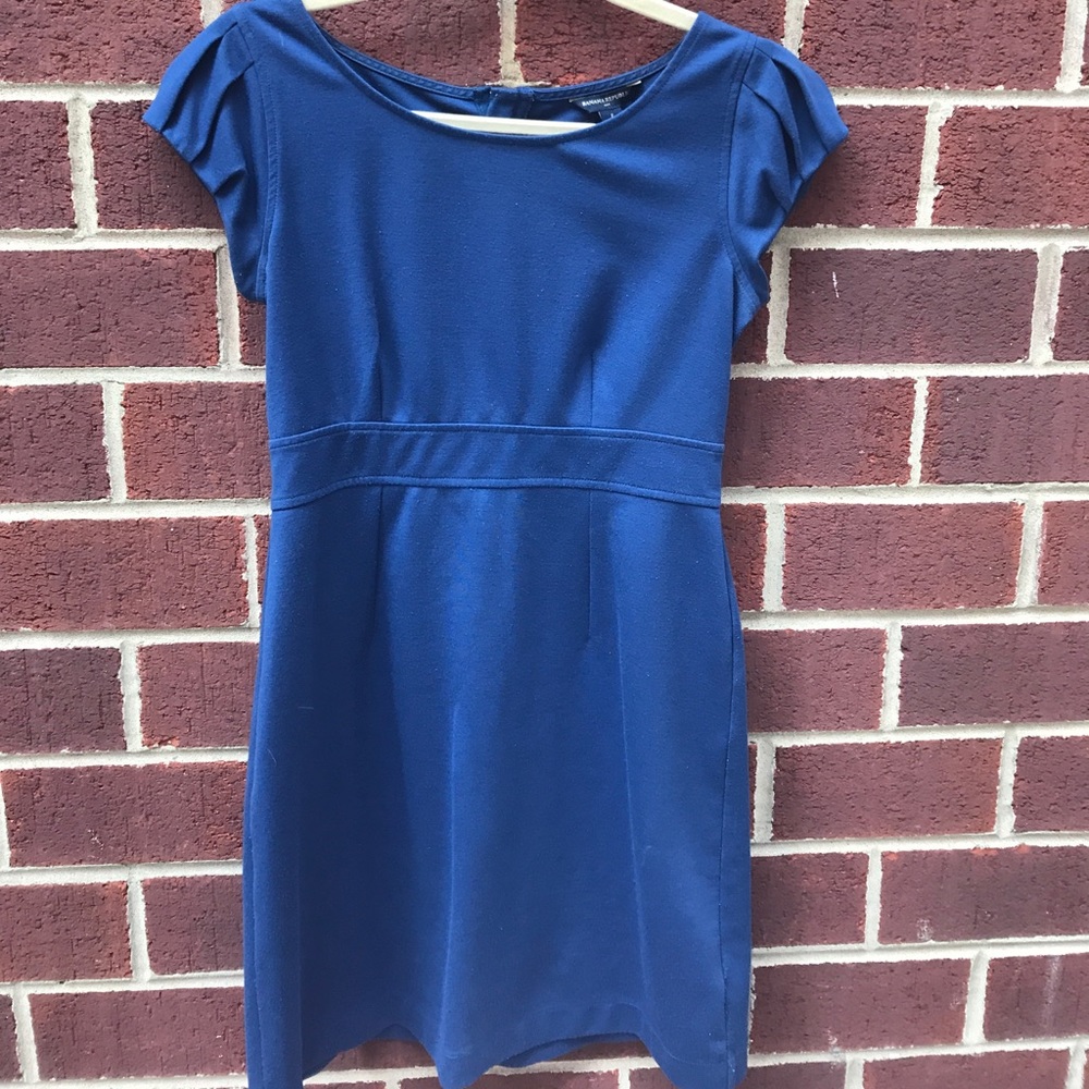 Banana Republic cap-sleeve shift