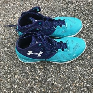 Father-to-son's Steph Curry's size 12