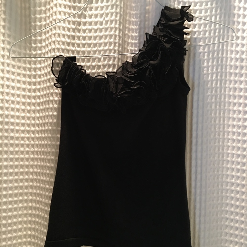 🌹Sexy silk one-shoulder ruffle detailed top🌹