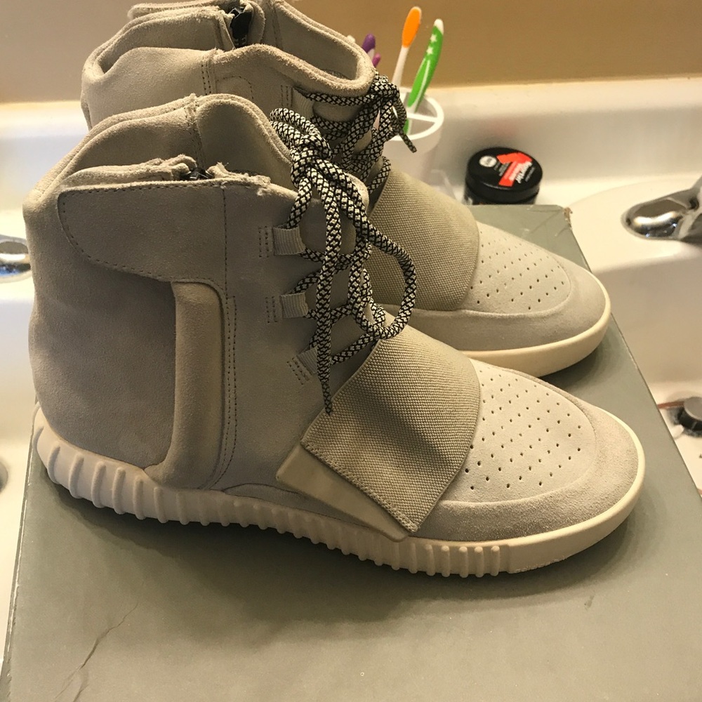 Yezzy boost 750