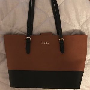 Calvin Klein tote/ shoulder bag