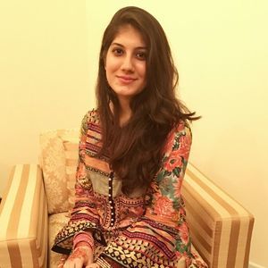Meet your Posher, Fatima