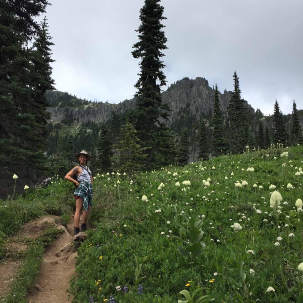 Meet your Posher, Corrina