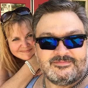 Meet your Posher, Derek